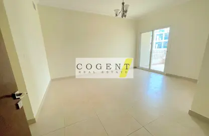 Apartment - 1 Bedroom - 2 Bathrooms for rent in Plaza Residences 2 - Plaza Residences - Jumeirah Village Circle - Dubai