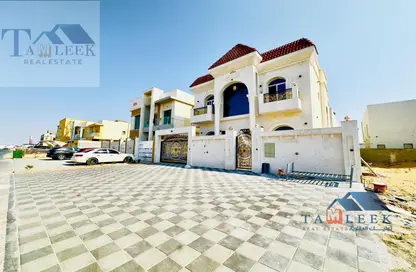 Villa - 5 Bedrooms - 7 Bathrooms for sale in Al Yasmeen 1 - Al Yasmeen - Ajman