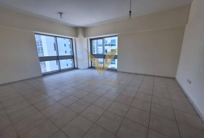 15587300 - Property Main Image