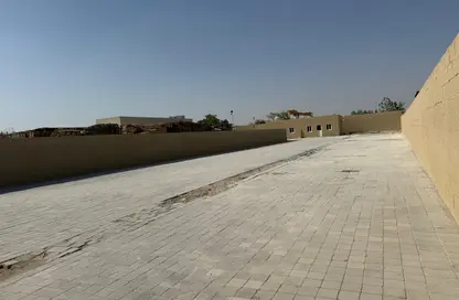 أرض - استوديو للايجار في الصجعة الصناعية - آلصجعه - الشارقة