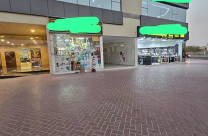 Shop - Studio - 1 Bathroom for rent in Al Quoz - Dubai