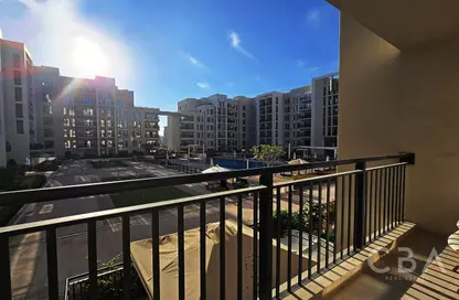 Apartment - 2 Bedrooms - 2 Bathrooms for sale in Hayat Boulevard 1A - Hayat Boulevard 1 - Hayat Boulevard - Town Square - Dubai