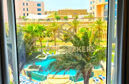 Apartment - 1 Bedroom - 2 Bathrooms for sale in Fairmont Marina Residences - The Marina - Abu Dhabi