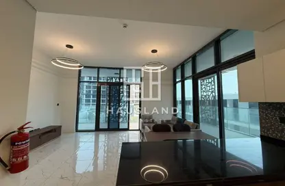 Apartment - 3 Bedrooms - 3 Bathrooms for rent in The Gate - Masdar City - Abu Dhabi