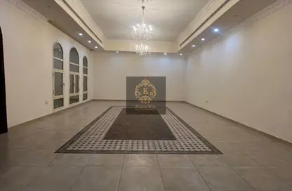 Apartment - Studio - 1 Bathroom for rent in Mohamed Bin Zayed City - Abu Dhabi