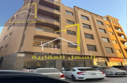 عمارة بالكامل - استوديو - 8 حمامات للبيع في المجرة - الشرق - الشارقة