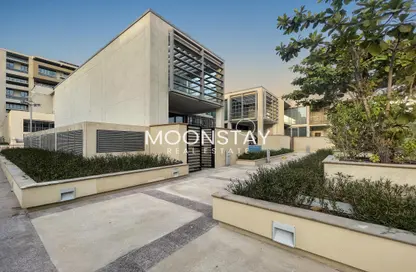 Villa - 5 Bedrooms - 7 Bathrooms for sale in Beach Villas - Al Zeina - Al Raha Beach - Abu Dhabi