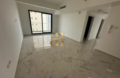 Apartment - 1 Bedroom - 2 Bathrooms for rent in Golden Dream Tower 1 - Jumeirah Village Circle - Dubai