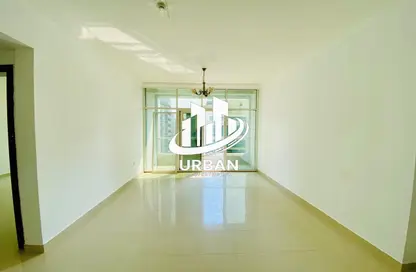 Apartment - 1 Bedroom - 2 Bathrooms for rent in Al Mamzar Plaza - Al Taawun Street - Al Taawun - Sharjah