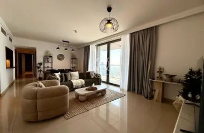 Apartment - 3 Bedrooms - 3 Bathrooms for rent in Boulevard Point - Downtown Dubai - Dubai