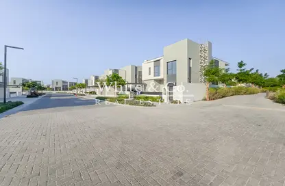 فيلا - 4 غرف نوم - 6 حمامات للايجار في مروج الفرجان - الفرجان - دبي