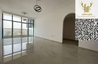 شقة - 2 غرف نوم - 2 حمامات للايجار في برج البوابة 1 - مشيرف - عجمان