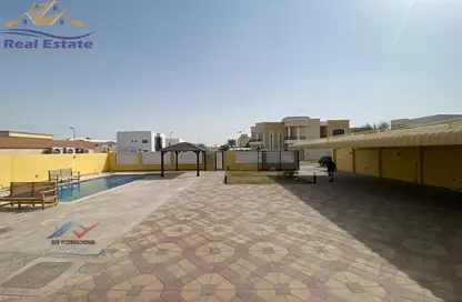 Villa - 5 Bedrooms - 7 Bathrooms for rent in Al Quoz - Dubai