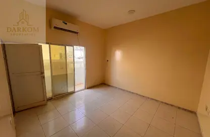 شقة - 2 غرف نوم - 2 حمامات للايجار في 2 المويهات - المويهات - عجمان