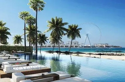 صورة لـ حوض سباحة شقة - 2 غرف نوم - 2 حمامات للايجار في لا في - مساكن شاطئ الجميرا - دبي ، صورة رقم 1