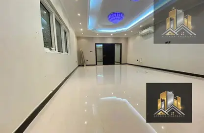 شقة - 1 حمام للايجار في فيلات مدينة خليفة آيه - مدينة خليفة أ - مدينة خليفة - أبوظبي