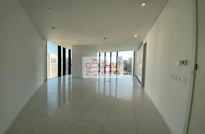 Apartment - 4 Bedrooms - 4 Bathrooms for rent in Burj Mohammed Bin Rashid at WTC - Corniche Road - Abu Dhabi