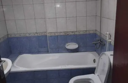 Apartment - 2 Bedrooms - 3 Bathrooms for rent in Al Rumailah 2 - Al Rumaila - Ajman
