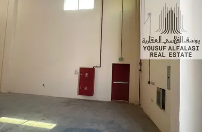 Warehouse - Studio - 1 Bathroom for rent in Umm Al Thuoob - Umm Al Quwain