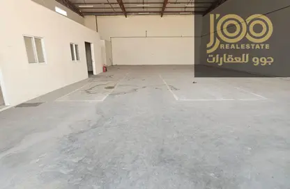 مستودع - استوديو - 1 حمام للايجار في أم الثعوب - أم القيوين