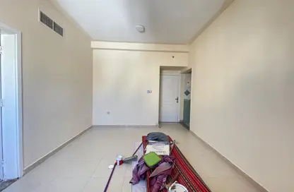 شقة - 1 حمام للايجار في البطينة - الشارقة شقة - 1 حمام للايجار في البطينة - الشارقة