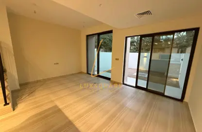 تاون هاوس - 3 غرف نوم - 4 حمامات للايجار في جرين وودز - داماك هيلز - دبي