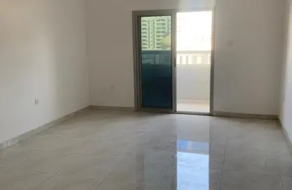 شقة - 2 غرف نوم - 2 حمامات للايجار في الراشدية 2 - الراشدية - عجمان