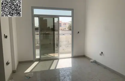 عمارة بالكامل - 8 غرف نوم - 8 حمامات للبيع في ليوارا 1 - عجمان