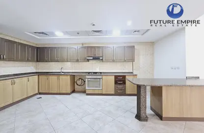 Apartment - 2 Bedrooms - 2 Bathrooms for rent in Dubai Healthcare City - Bur Dubai - Dubai