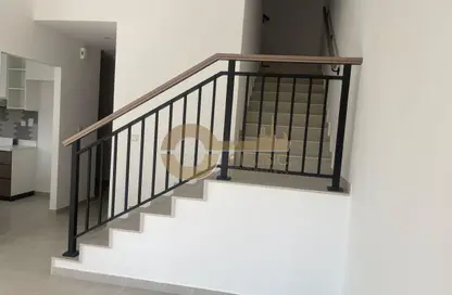 تاون هاوس - 4 غرف نوم - 5 حمامات للايجار في نايس - داماك لاجونز - دبي