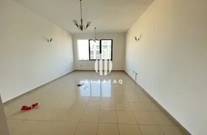 Apartment - 2 Bedrooms - 2 Bathrooms for rent in Al Majaz 3 - Al Majaz - Sharjah
