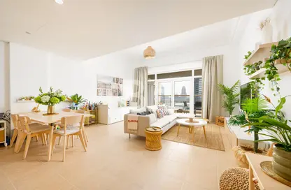 Apartment - 1 Bedroom - 2 Bathrooms for rent in Al Khushkar - Shoreline Apartments - Palm Jumeirah - Dubai