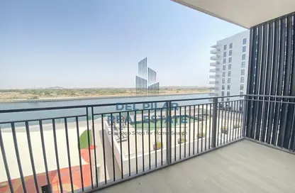 Apartment - 2 Bedrooms - 3 Bathrooms for rent in Waters Edge - Yas Island - Abu Dhabi