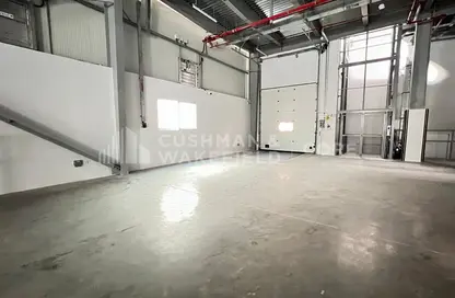 Warehouse - Studio for rent in Al Warsan 2 - Al Warsan - Dubai