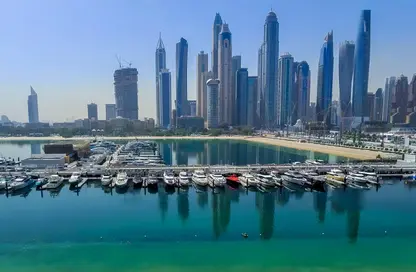 شقة - غرفة نوم - 1 حمام للبيع في مارينا فيستا - إعمار بيتشفرونت - دبي هاربور - دبي