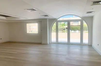 Villa - 4 Bedrooms - 5 Bathrooms for rent in 12 Villas - Jumeirah 1 - Jumeirah - Dubai