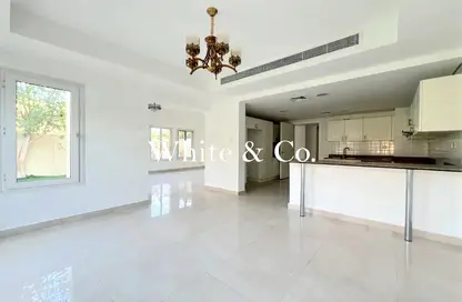 فيلا - 3 غرف نوم - 3 حمامات للايجار في الينابيع 10 - الينابيع - دبي