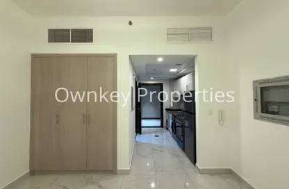 Apartment - Studio - 1 Bathroom for rent in White Rose - Jumeirah Village Circle - Dubai