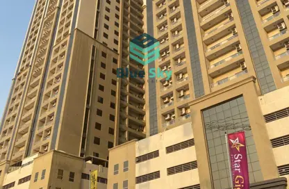 Apartment - 2 Bedrooms - 2 Bathrooms for rent in Emirates Lake Tower 1 - Emirates Lake Towers - Emirates City - Ajman