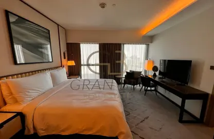 Room / Bedroom image for: Apartment - 1 Bedroom - 2 Bathrooms for rent in Address Harbour Point - Dubai Creek Harbour (The Lagoons) - Dubai, Image 1
