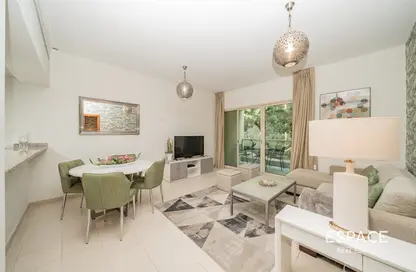 شقة - غرفة نوم - 1 حمام للايجار في الظفرة 3 - الظفرة - جرينز - دبي