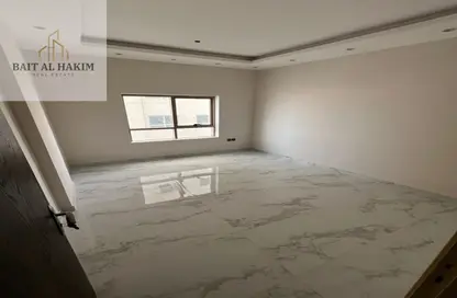 عمارة بالكامل - استوديو - 8 حمامات للبيع في برج النعيمية 1 - أبراج النعيمية - النعيمية - عجمان