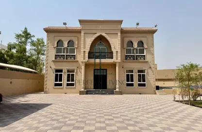 Villa - 5 Bedrooms - 6 Bathrooms for rent in Nad Al Sheba 4 - Nad Al Sheba - Dubai