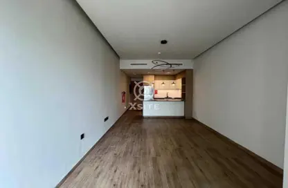 Apartment - Studio - 1 Bathroom for rent in Rokane G25 - Jumeirah Village Circle - Dubai