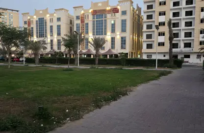 شقة - 2 غرف نوم - 3 حمامات للبيع في قرية الاميرة - الياسمين - عجمان