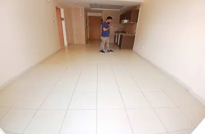 Apartment - 2 Bedrooms - 1 Bathroom for rent in Sondos Rosa - Dubai Land Residence Complex - Dubai