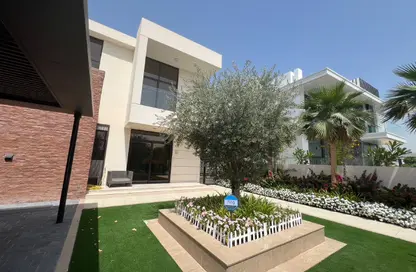 Villa - 5 Bedrooms - 7 Bathrooms for rent in Flora - DAMAC Hills - Dubai