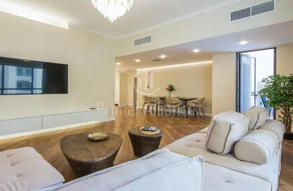 Apartment - 2 Bedrooms - 3 Bathrooms for sale in Bahar 1 - Bahar - Jumeirah Beach Residence - Dubai