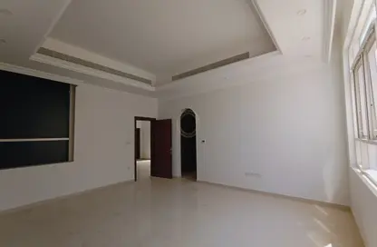 Villa - 5 Bedrooms - 4 Bathrooms for rent in Shabhanat Al Khabisi - Al Khabisi - Al Ain