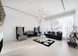 Living Room image for: Villa - 5 bedrooms - 6 bathrooms for rent in The Nest - Al Barari - Dubai, Image 1